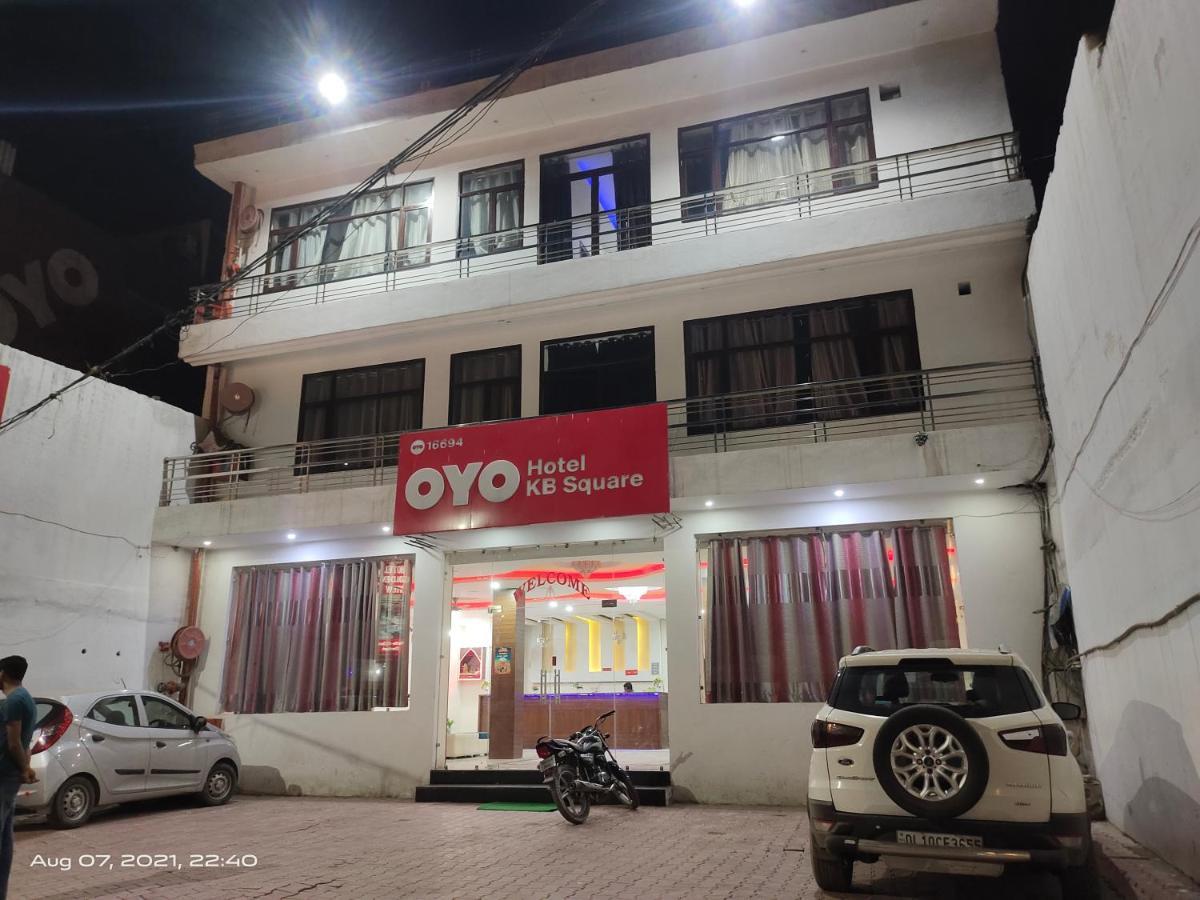 Hotel Kb Square Near Chandigarh Railway Station Exterior photo