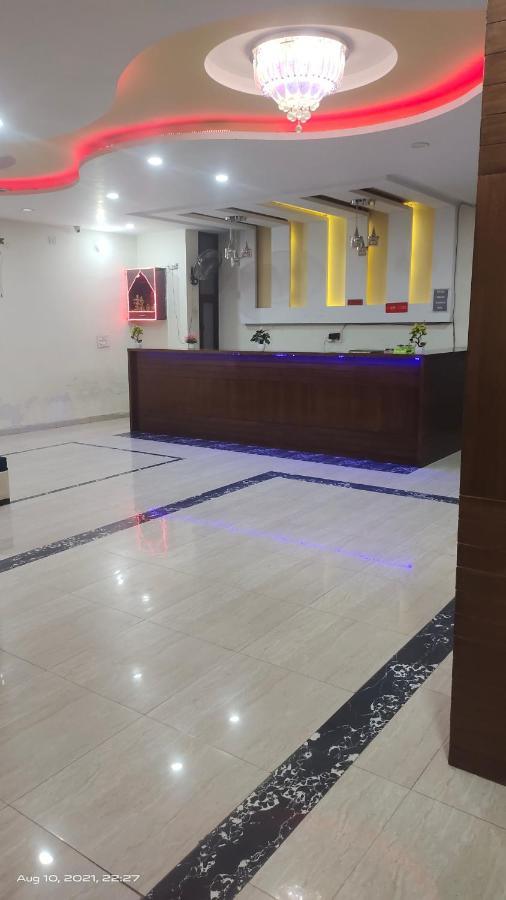 Hotel Kb Square Near Chandigarh Railway Station Exterior photo