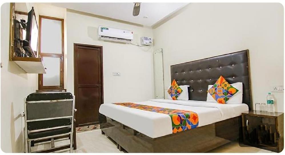 Hotel Kb Square Near Chandigarh Railway Station Exterior photo