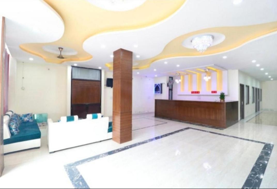 Hotel Kb Square Near Chandigarh Railway Station Exterior photo